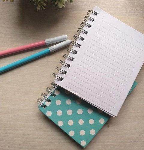 Notebook Pens Desk Office Write  - jrmlalmeida / Pixabay