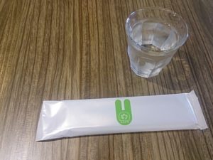うさぎやカフェお冷や